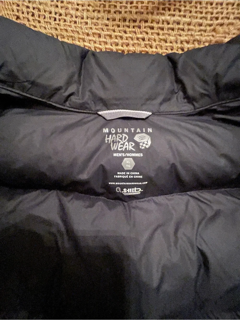 MOUNTAIN HARDWEAR Q-SHIELD 650 DOWN JACKET NWOT MENS XL BLACK THICK AWSOME - Picture 9 of 13